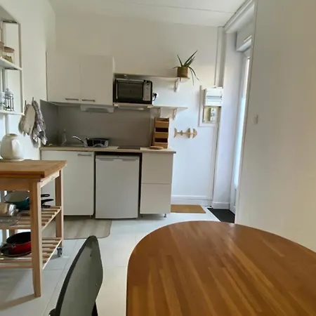 Quiet In Ideal For Two Apartamento Nantes